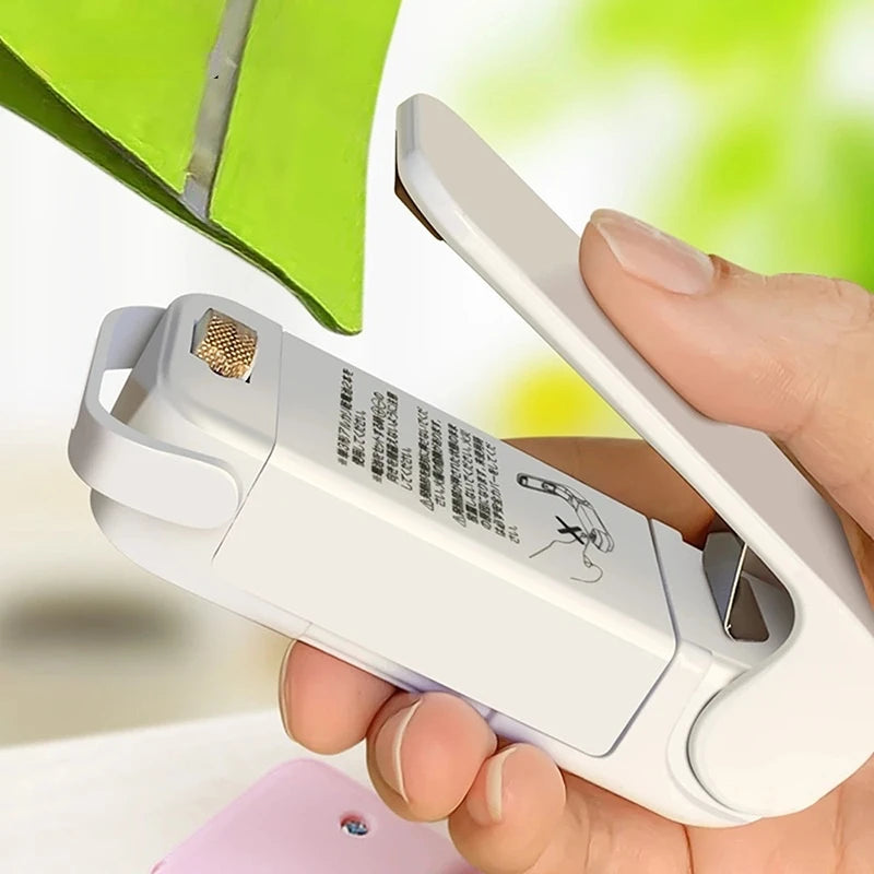 Mini Heat Bag Sealer – Portable Food Bag Sealing Machine